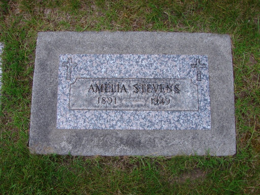 Grave of Amelia Stevens 1891-1949